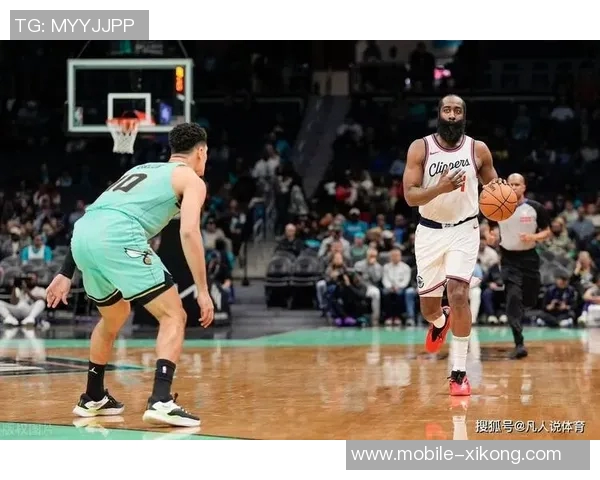 快船虽败犹荣哈登助力球队在场上逆转赢得小胜